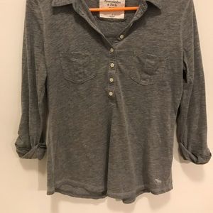 Grey Abercrombie 3 quarter sleeve shirt